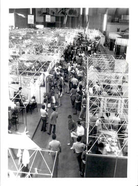 Foto 9 de 1988 - Feira de tecnologia da Unicamp