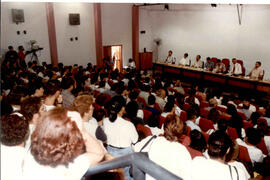 Foto 794 de 1998 - Debate de Reitoráveis