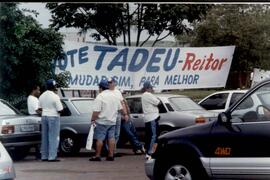 Foto 899 de 1998 - Consulta para escolha de reitor