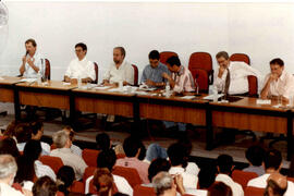 Foto 810 de 1998 - Debate de Reitoráveis