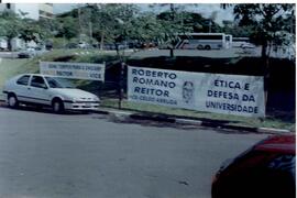 Foto 2478 de 2002 - Consulta para escolha de reitor