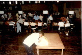 Foto 918 de 1998 - Consulta para escolha de reitor