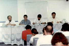 Foto 957 de 1998 - Debate de Reitoráveis