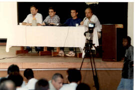 Foto 834 de 1998 - Debate de Reitoráveis