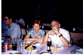 Foto 540 de 1998 - Confraternização