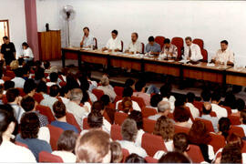 Foto 779 de 1998 - Debate de Reitoráveis