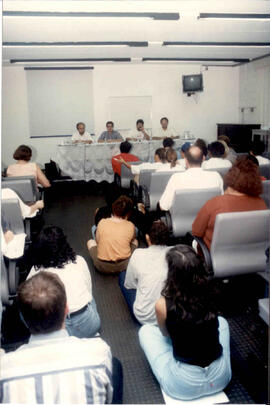 Foto 949 de 1998 - Debate de Reitoráveis