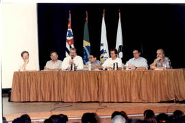 Foto 634 de 1998 - Debate de Reitoráveis