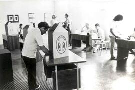 Foto 3 de 1985 - Eleição para Reitor